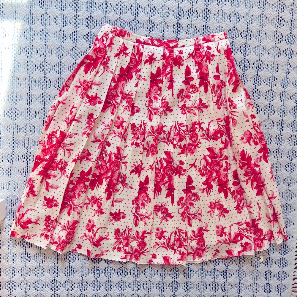 Brand-new, never-worn, Molly Moorkamp Kitt Skirt In Lancaster Floral.